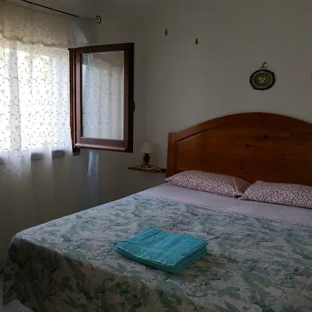 Casa Zedda بولا