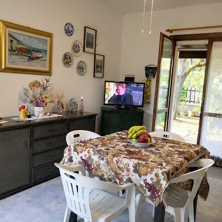 Casa Zedda * بولا